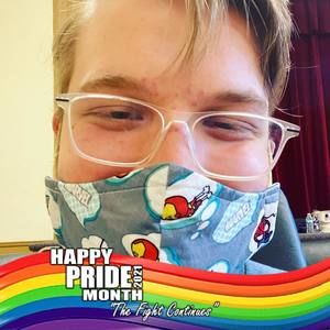 Meet your Posher, Adam